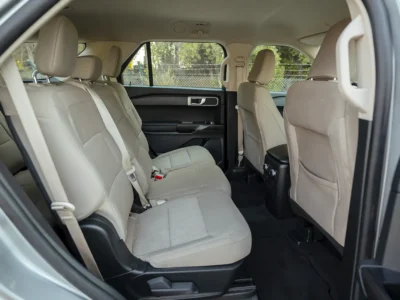 2023 Ford Explorer XLT 3.0 Litres 6 Cylinders Petrol Engine Silver Beige SUV GCC Specs 4WD
