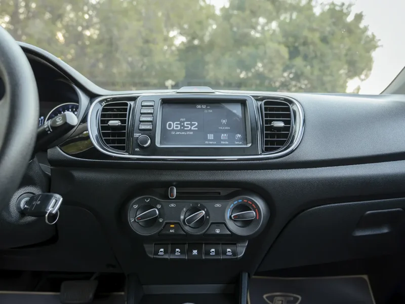 2024 Kia Pegas EX 1.4 Litres 4 Cylinders Petrol Engine White Grey Sedan GCC Specs