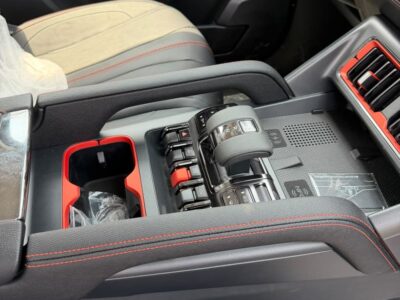 2026 BYD SHARK 1.5-liter turbocharged 4 Cylinders Plug-in Hybrid Engine Blue Black Pickup