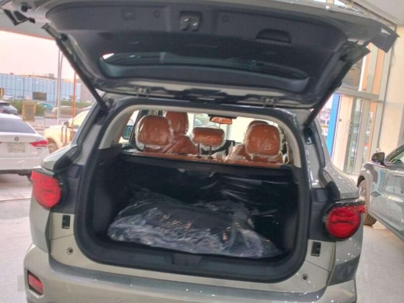 2027 Haval H7 2.0L turbocharged 4 Cylinders Petrol Engine Grey Orange SUV GCC Specs