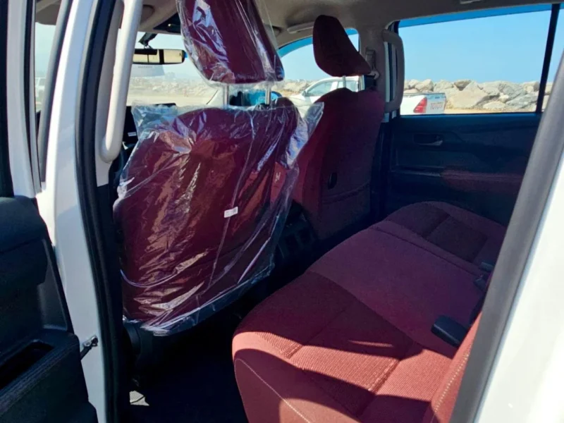 2027 TOYOTA HILUX DC SGLX 2.7L 4 Cylinders VVT-i Petrol Engine White Red Pickup Truck GCC