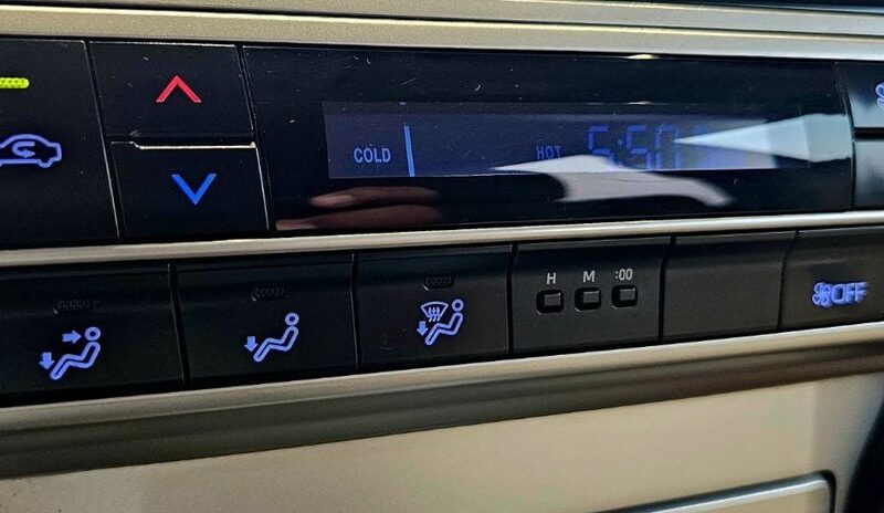 2022 Toyota Prado EXR 4.0 Litres 6 Cylinders Petrol Engine White Beige SUV GCC Specs
