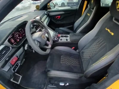 2023 Lamborghini Urus Performante Twin-Turbo V8 Petrol Engine Yellow Black SUV