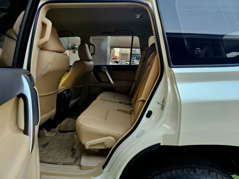 2022 Toyota Prado EXR 4.0 Litres 6 Cylinders Petrol Engine White Beige SUV GCC Specs
