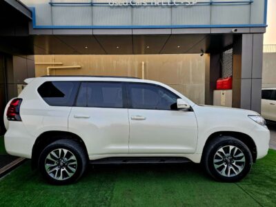 2023 Toyota Prado GXR 4.0 Litres 6 Cylinders Petrol Engine White Beige SUV GCC Specs