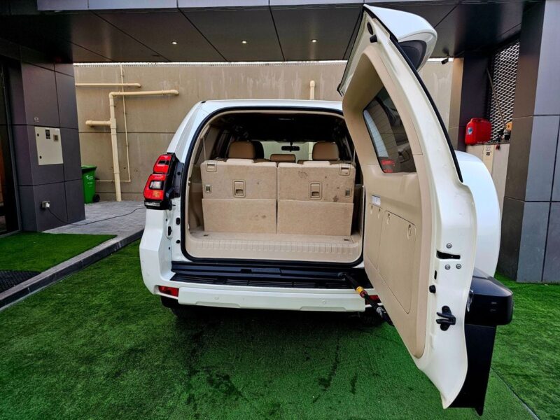 2022 Toyota Prado EXR 4.0 Litres 6 Cylinders Petrol Engine White Beige SUV GCC Specs