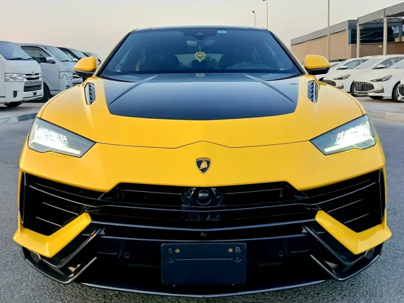 2023 Lamborghini Urus Performante Twin-Turbo V8 Petrol Engine Yellow Black SUV