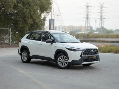 2022 Toyota Corolla Cross GLi 1.8L 4 Cylinders Hybrid Engine White Brown SUV GCC Specs