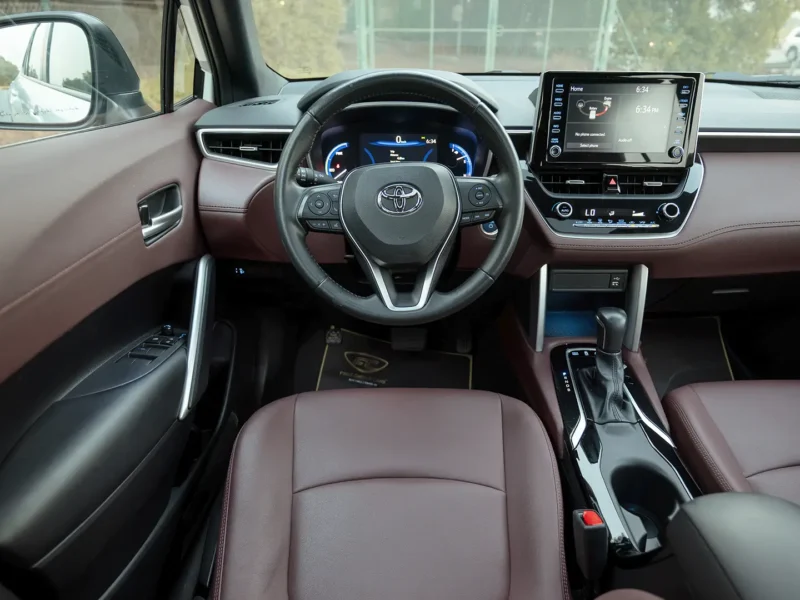2022 Toyota Corolla Cross GLi 1.8L 4 Cylinders Hybrid Engine White Brown SUV GCC Specs