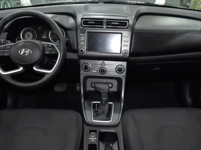 2024 Hyundai Creta Comfort 4 Cylinders Petrol Engine Silver Black Crossover GCC Specs