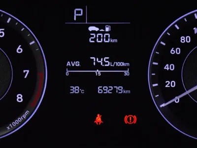 2024 Hyundai Creta Comfort 4 Cylinders Petrol Engine Silver Black Crossover GCC Specs