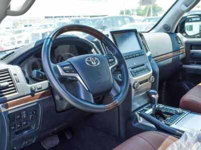 2021 Toyota Land Cruiser VXR Grand Touring S 5.7L V8 Petrol Engine Silver Brown SUV GCC