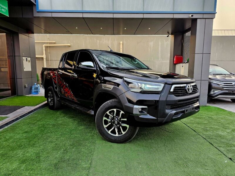 2025 Toyota Hilux ADVENTURE 2.4L 4 Cylinders Diesel Engine Black Red Pickup Truck GCC