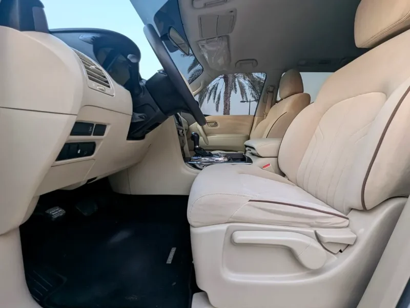 2023 Nissan Patrol 4.0 Litres 6 Cylinders Petrol Engine White Beige SUV GCC Specs Automatic