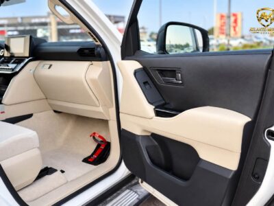 2026 Toyota Land Cruiser GXR 3.3L V6 Diesel Engine White Beige SUV GCC Specs Automatic