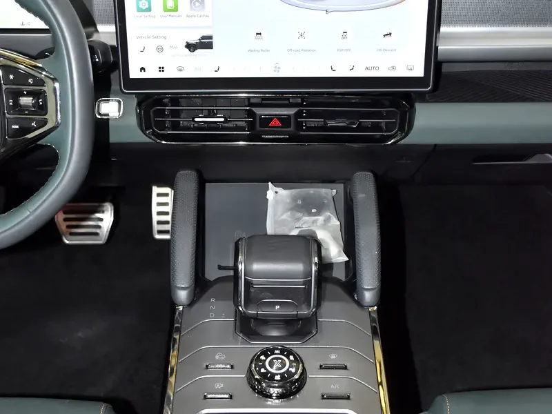2025 Jetour T2 2.0L 4WD 4 Cylinders Petrol Engine Black Green SUV GCC Specs Automatic