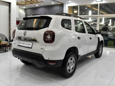 2024 Renault Duster Comfort 4 Cylinders Petrol Engine White Black Crossover GCC Specs