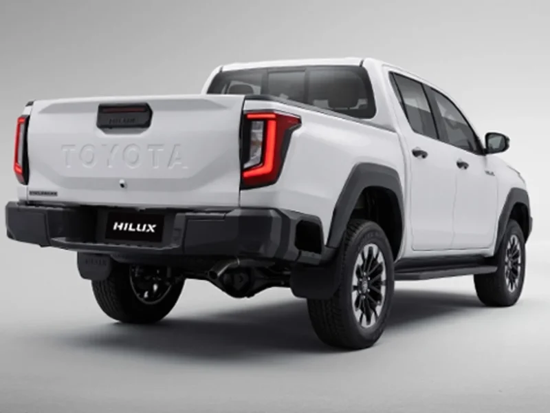 2027 TOYOTA HILUX DC PREMIUM AT 4X4 4.0L V6 Petrol Engine White Red Pickup Truck GCC