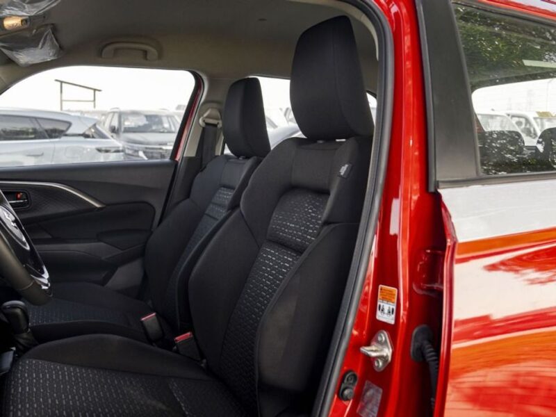 2026 SUZUKI SWIFT 1.2 Litres 3 Cylinders PETROL Engine Red Black Hatchback GCC Specs