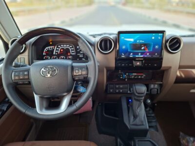 2026 Toyota Land Cruiser 70 LC76 2.8 Litres 4 Cylinders Diesel Engine White Brown SUV