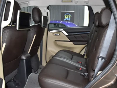 2017 Mitsubishi Montero Sport GLS 6 Cylinders Petrol Engine Brown SUV GCC Specs Automatic