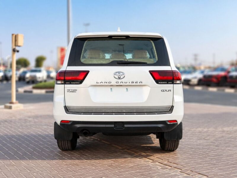 2026 Toyota Land Cruiser GXR 3.3 Liters 6 Cylinder Diesel Engine White Beige SUV GCC Specs