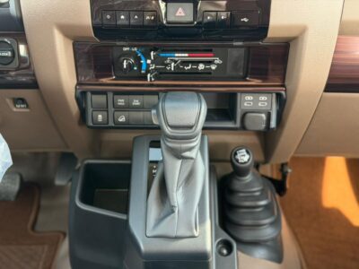 2026 Toyota Land Cruiser LC79 4.0 Litres 6 Cylinders Petrol Engine White Brown Pickup Truck