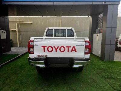 2019 Toyota Hilux GL ADVENTURE 2.7 Litres 4 Cylinders Petrol Engine White Black Pickup GCC