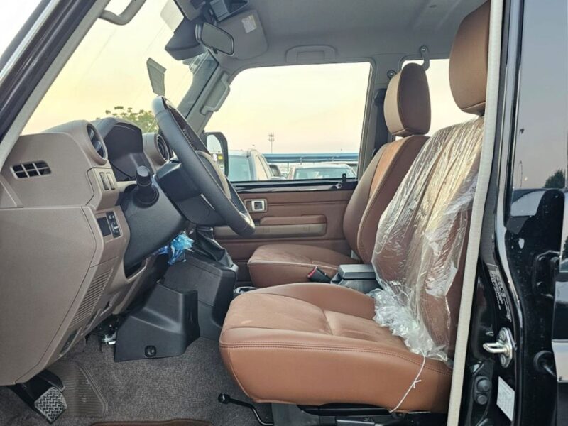 2026 Toyota Land Cruiser 70 LC76 LX HARDTOP 5DOOR 4.0L V6 Engine Black Brown SUV