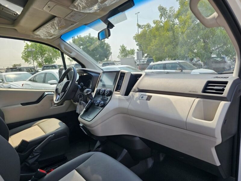 2026 Toyota HIACE HIGHROOF AMBULANCE GL 2.8L DIESEL Engine V4 White Grey Van GCC