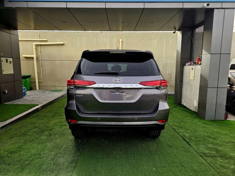 2020 Toyota Fortuner EXR 2.7 Litres V4 PETROL Engine Grey Tan SUV Automatic GCC