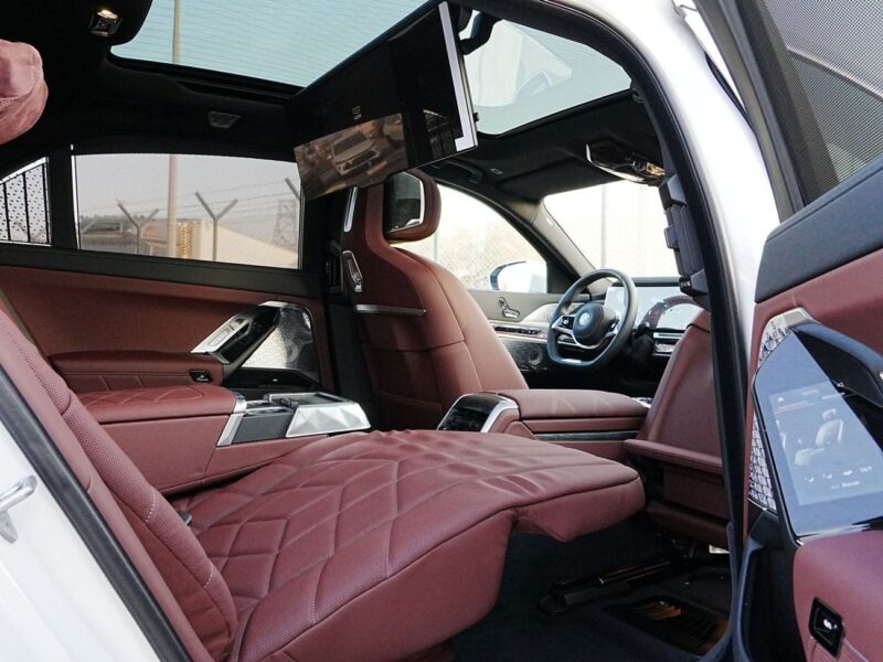 2025 BMW 740i MASTERCLASS M SPORT PACKAGE 6 Cylinders Hybrid White Burgundy Sedan