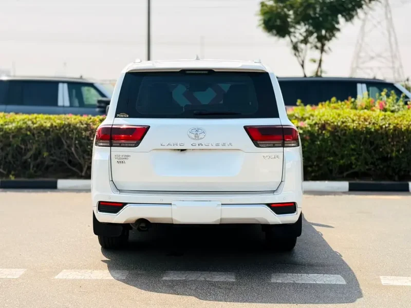 2023 Toyota Land Cruiser VXR 3.5 Litres 6 Cylinders Diesel Engine White Beige SUV GCC