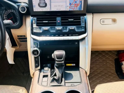 2023 Toyota Land Cruiser VXR 3.5 Litres 6 Cylinders Diesel Engine White Beige SUV GCC