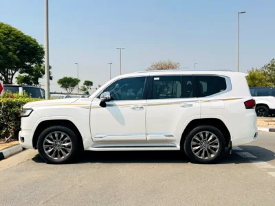 2023 Toyota Land Cruiser VXR 3.5 Litres 6 Cylinders Diesel Engine White Beige SUV GCC