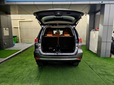 2020 Toyota Fortuner EXR 2.7 Litres V4 PETROL Engine Grey Tan SUV Automatic GCC