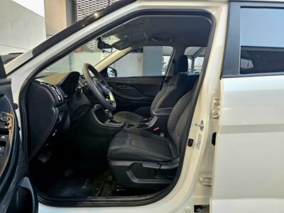 2023 Hyundai Creta SMART 1.6 Litres 4 Cylinders Petrol Engine White Black SUV GCC Specs