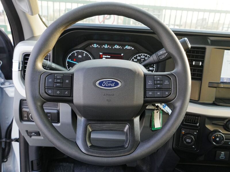 2026 Ford F550 SUPER DUTY XL 6.7L Power Stroke V8 Turbo Diesel White Grey Pickup Truck