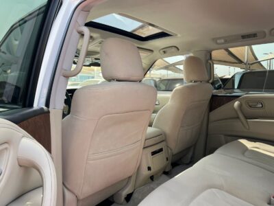 2021 Nissan Patrol SE T2 4.0 Litres 6 Cylinders Petrol Engine White Beige SUV GCC Specs
