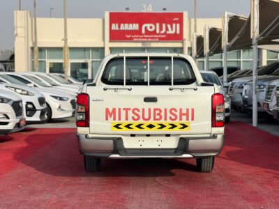 2021 Mitsubishi L200 2.4 Liters 4 Cylinders Petrol Engine 4X2 Manual White Grey Pickup Truck