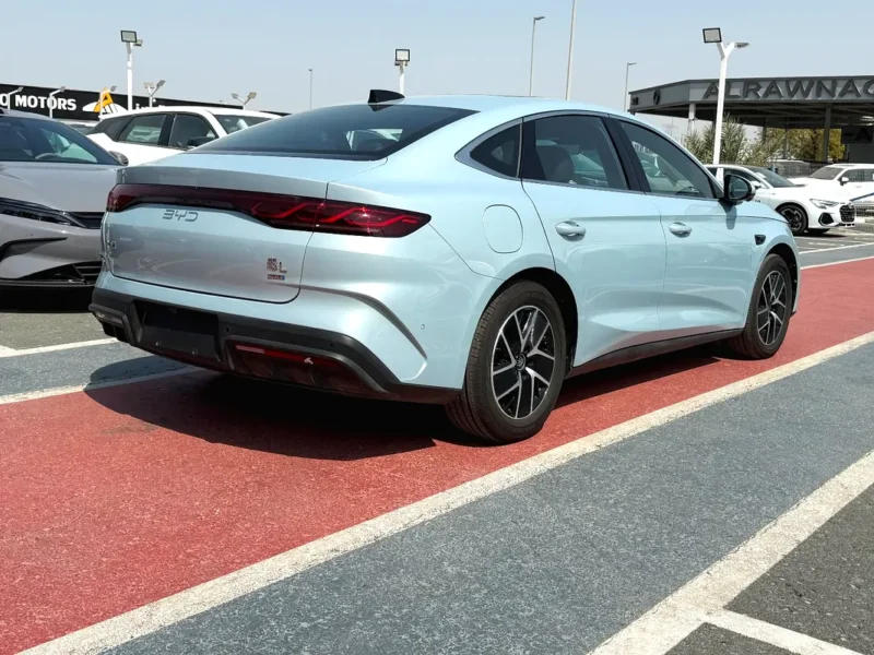 2025 BYD Qin L Premium 4 Cylinders Plug-in Hybrid Engine Blue Grey Sedan Chinese Specs