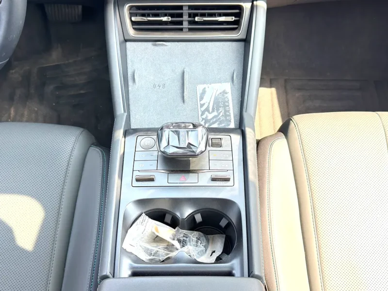 2025 BYD Qin L Premium 4 Cylinders Plug-in Hybrid Engine Blue Grey Sedan Chinese Specs