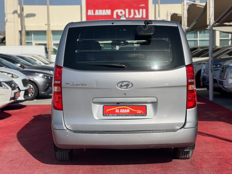 2021 Hyundai H1 5 Seats Van 2.4 Litres 4 Cylinder Diesel Engine Manual Silver Grey Van