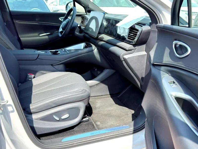 2025 BYD Sealion 6 Premium 4 Cylinders Plug-in Hybrid Engine Grey Sedan Chinese Specs