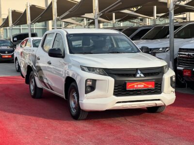 2021 Mitsubishi L200 2.4 Liters 4 Cylinders Petrol Engine 4X2 Manual White Grey Pickup Truck