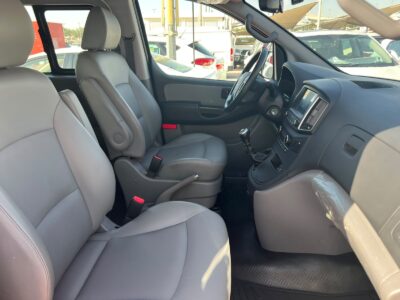 2021 Hyundai H1 5 Seats Van 2.4 Litres 4 Cylinder Diesel Engine Manual Silver Grey Van