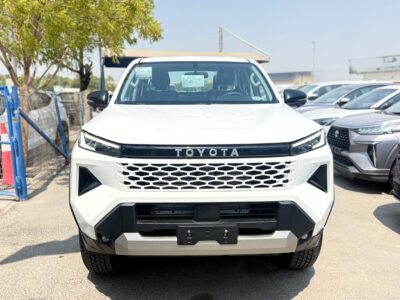 2026 Toyota Hilux E 2.8 Litres 4 Cylinders Turbo Diesel Engine White Black Pickup Truck MT