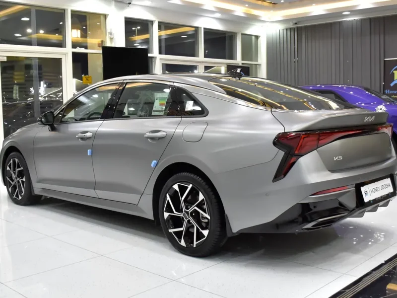 2025 Kia K5 GT-Line 2.5 Litres 4 Cylinders Petrol Engine Matte Grey Black Sedan GCC Specs