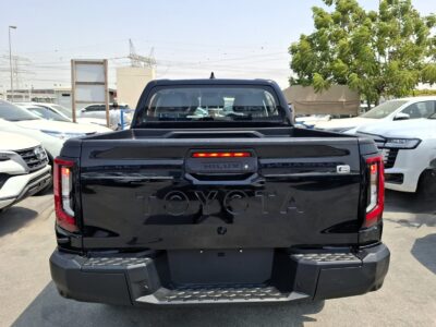 2026 Toyota Hilux E 2.8 Litres 4 Cylinders Turbo Diesel Engine Black Pickup Truck MT