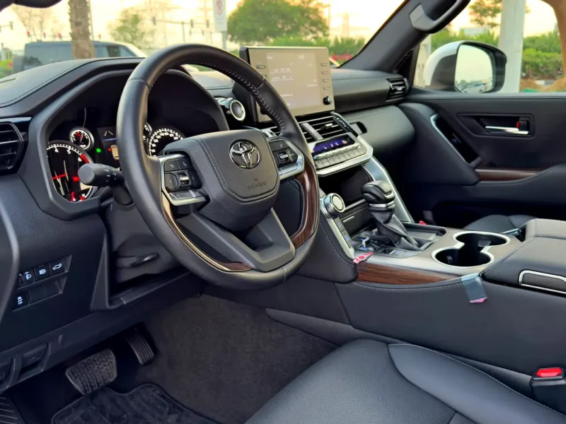 2024 Toyota Land Cruiser GXR 4.0 Litres 6 Cylinders Petrol Engine Silver Black SUV GCC Specs